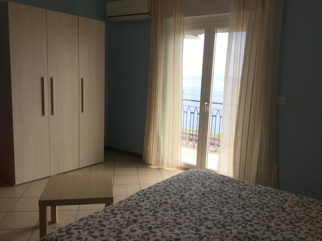 Holiday Rentals Taormina Exterior foto
