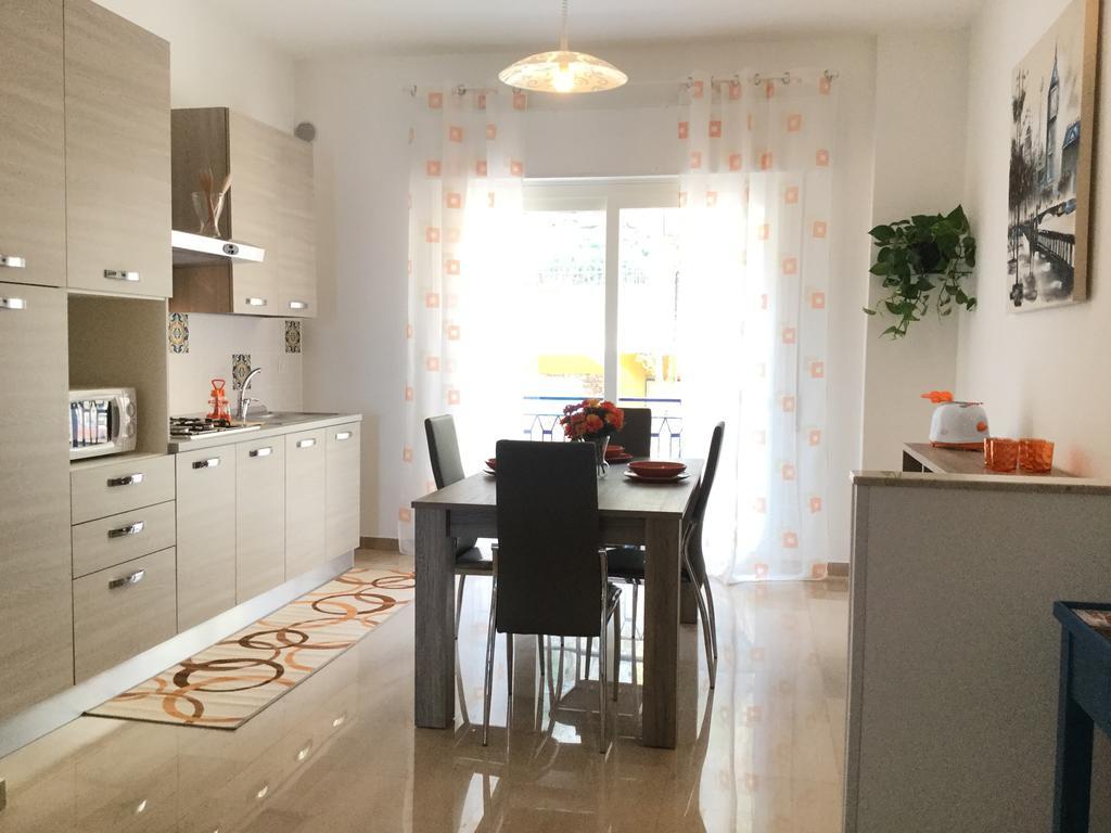 Holiday Rentals Taormina Exterior foto